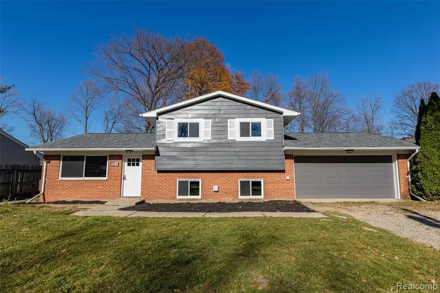 363 Eastlawn Drive, Rochester Hills, MI 48307