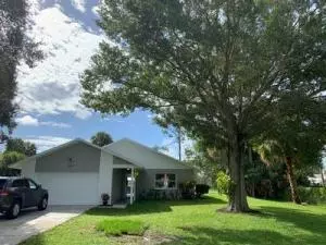 7503 Roberts RD, Fort Pierce, FL 34951