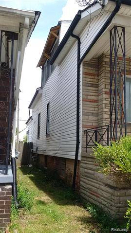 Hamtramck, MI 48212,2609 COMMOR ST ST