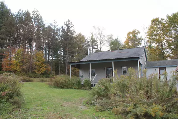 1866 Robert Young RD, Starksboro, VT 05487