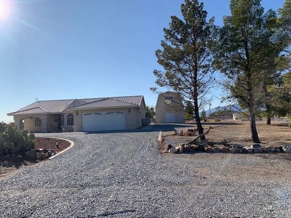 871 Falcon Street, Pahrump, NV 89048