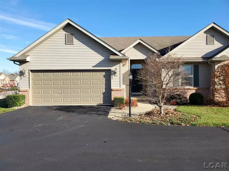 717 Korey's Circle, Blissfield, MI 49228