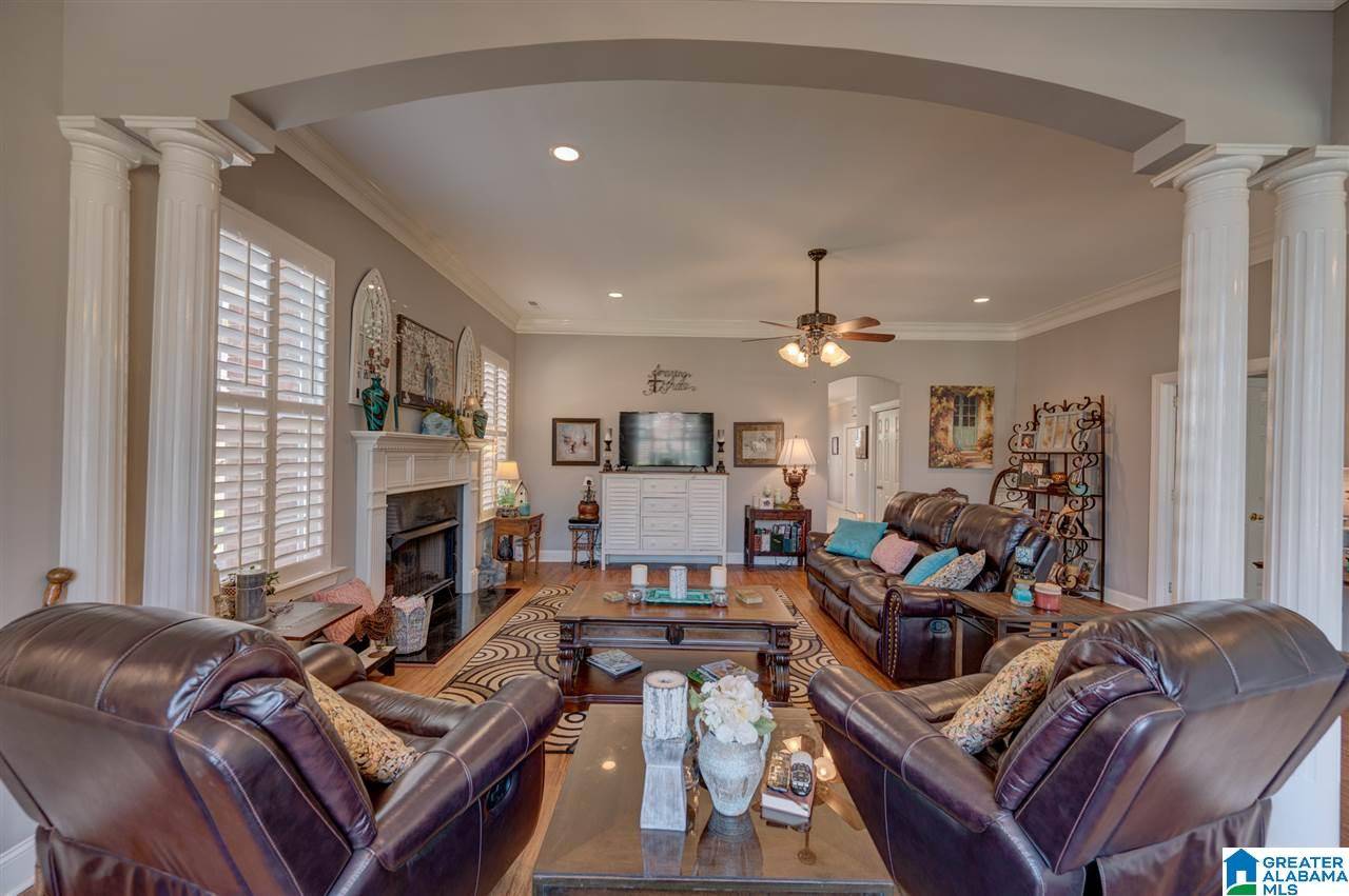 Gardendale, AL 35071,537 MAGNOLIA CREST CIR