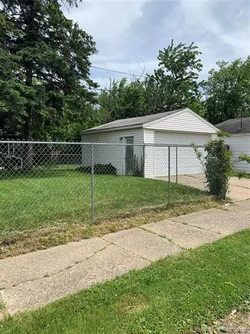 Detroit, MI 48205,18900 WESTPHALIA ST