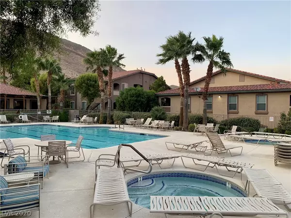 Las Vegas, NV 89129,3574 Desert Cliff Street #103