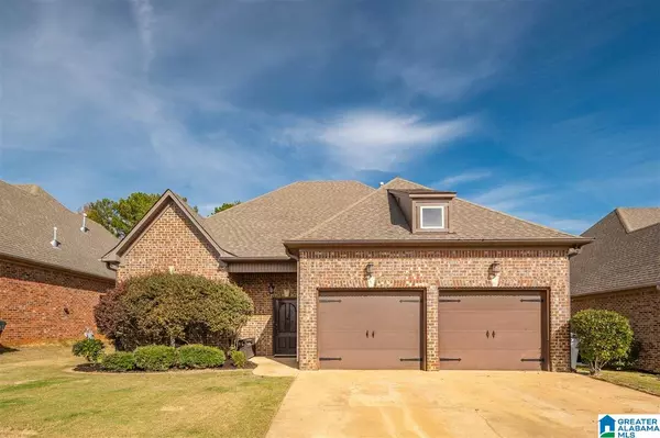 5553 TIMBER LEAF TRL, Bessemer, AL 35022