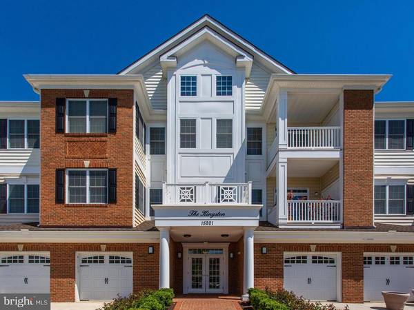 15201 ROYAL CREST DR #402, Haymarket, VA 20169