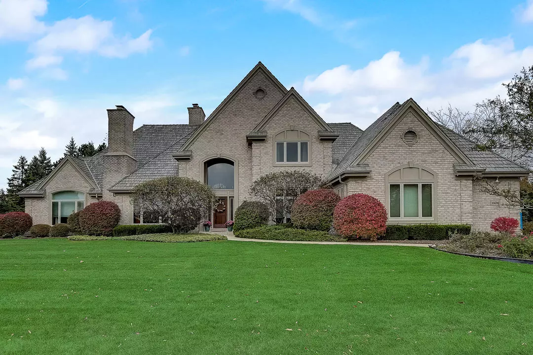 Mequon, WI 53092,10610 N Wood Crest Ct