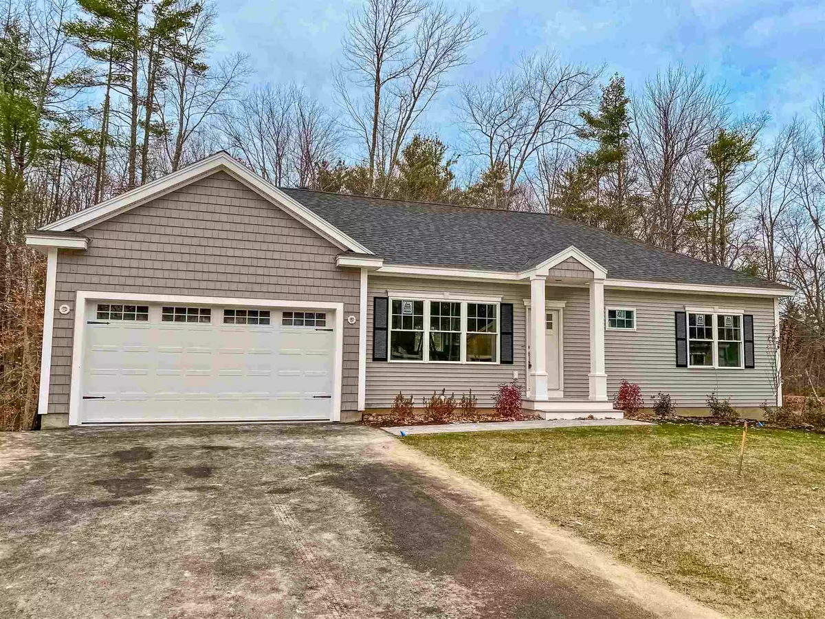 Fremont, NH 03044,8 Currier LN #1