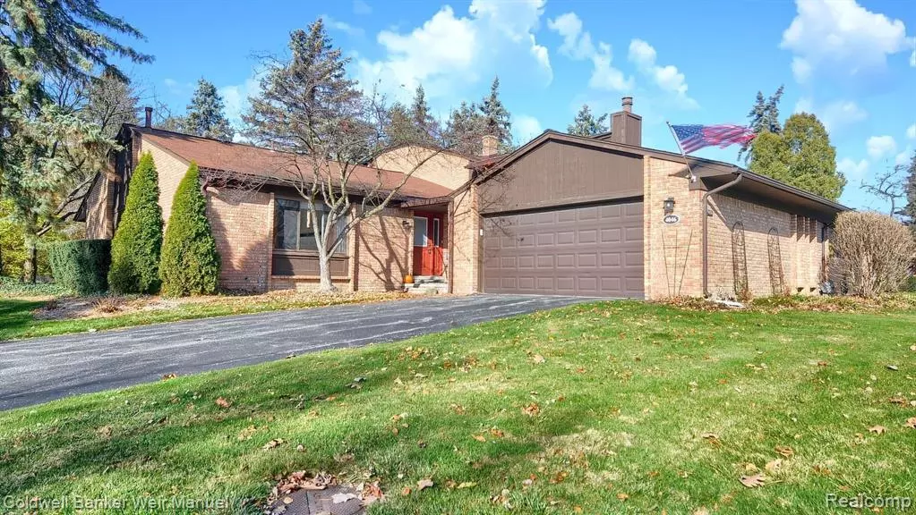 4046 MOSELLE Street, West Bloomfield, MI 48323