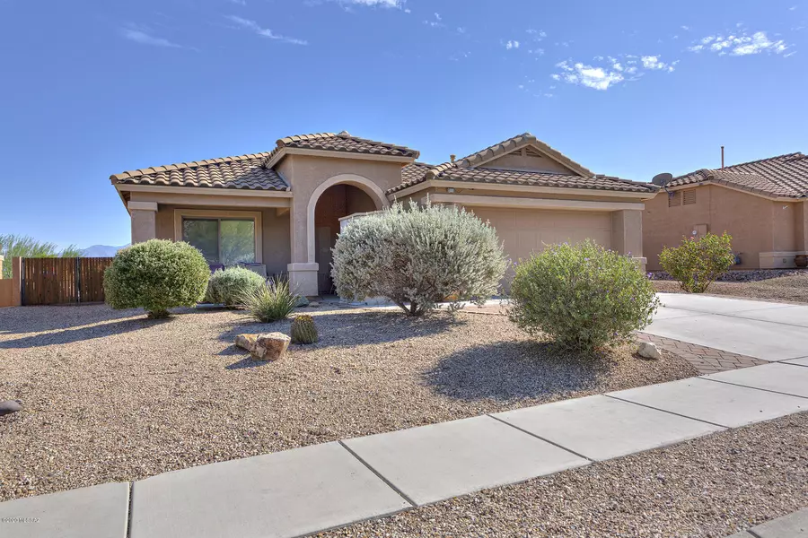 1001 W Rio Teras, Green Valley, AZ 85614