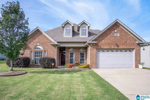 519 WATERFORD COVE CIR, Calera, AL 35040