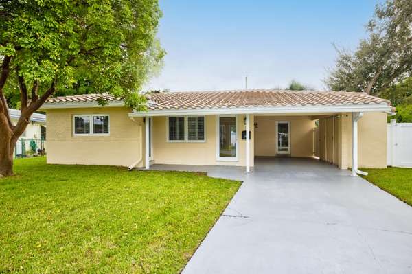 Oakland Park, FL 33334,800 NE 48th ST