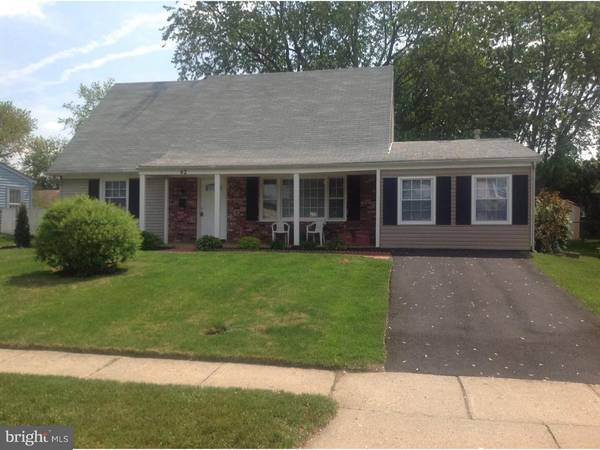 42 EDGEWATER LN, Willingboro, NJ 08046