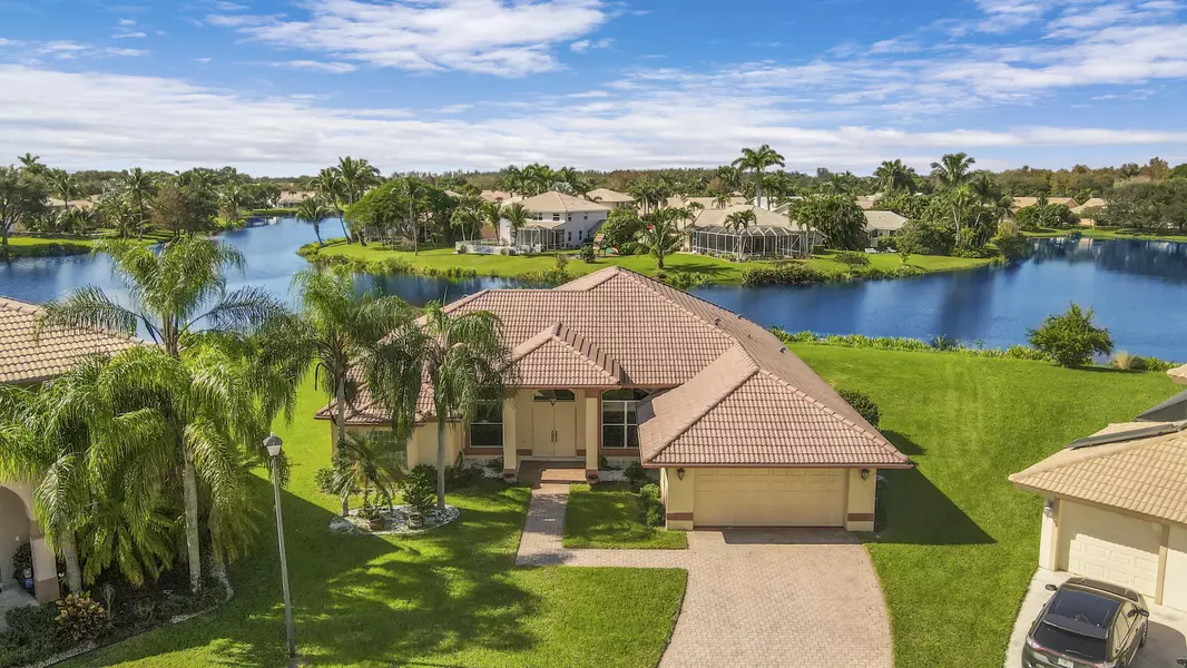 7074 Falcons Run, Lake Worth, FL 33467