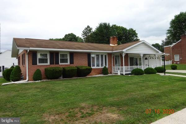 Shippensburg, PA 17257,109 OAK LN