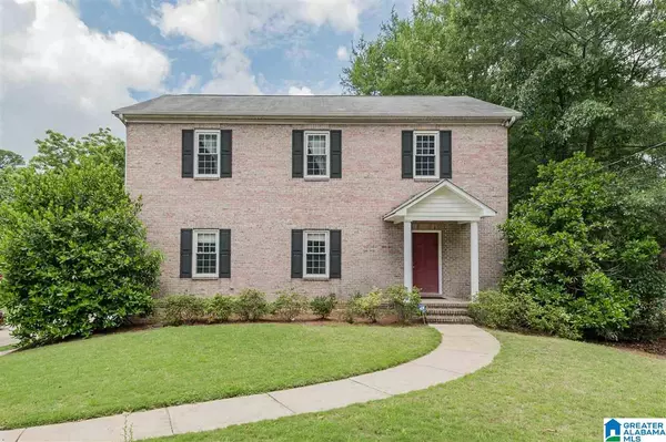 1152 WINWARD LN, Vestavia Hills, AL 35216