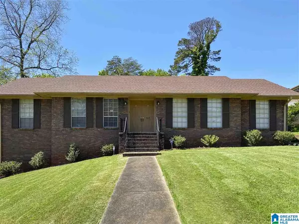 120 WOODVIEW LN, Fairfield, AL 35064