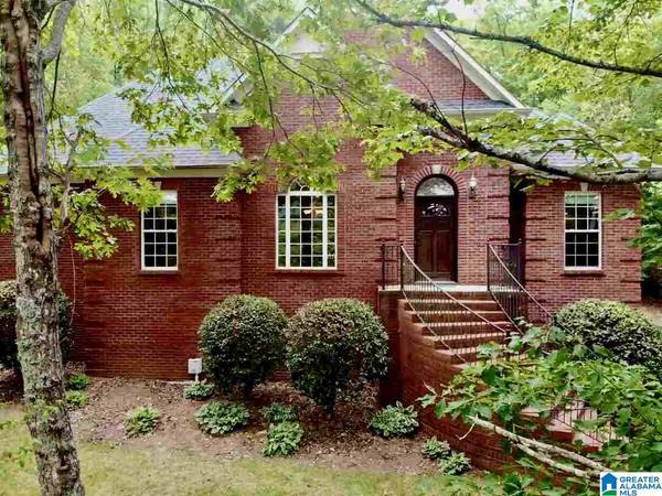392 ST ANDREWS PKWY, Oneonta, AL 35121