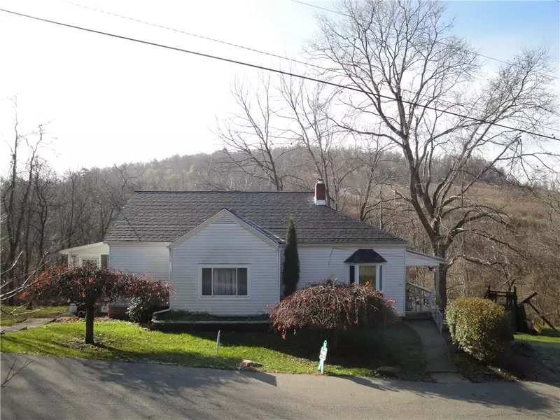 172 Hess, Bentleyville, PA 15314