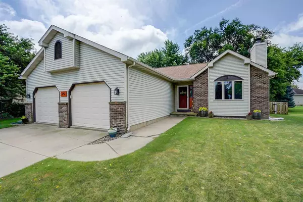 1751 Rustic Dr, Sun Prairie, WI 53590