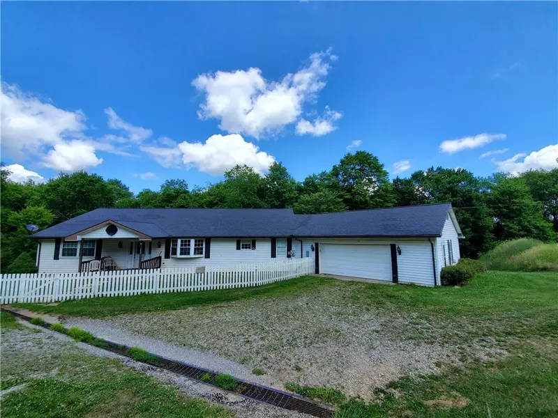 112 Callender lane, Chicora, PA 16025