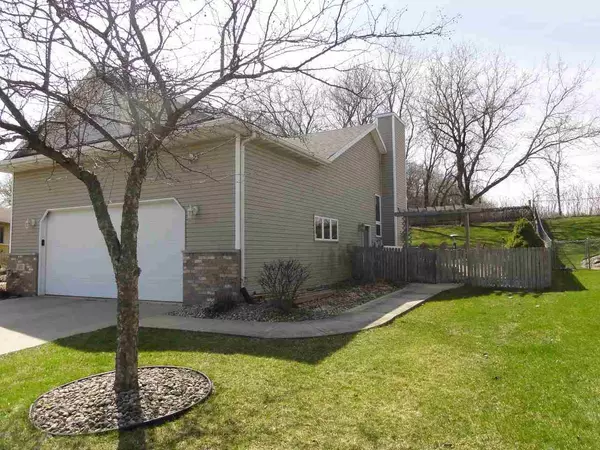 Deforest, WI 53532,602 Meadow View Ln