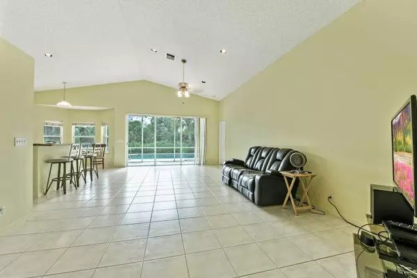 Wellington, FL 33414,3722 Old Lighthouse CIR