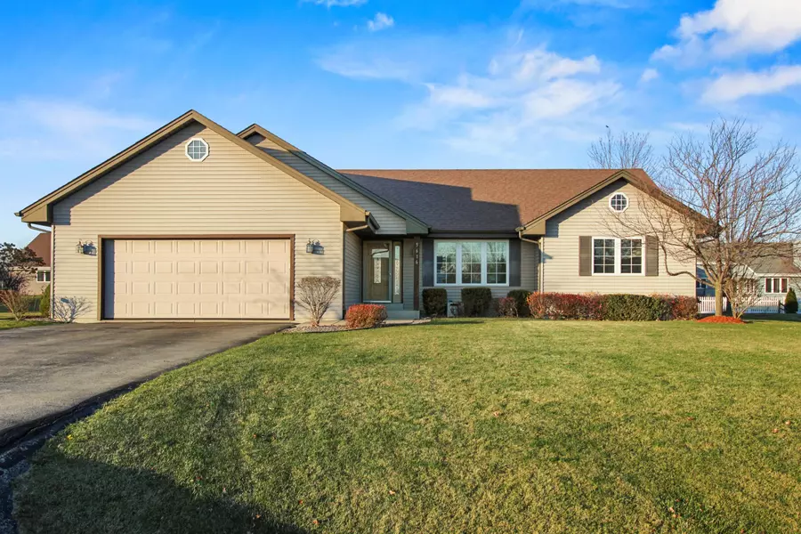 5616 Eagle Point Dr, Caledonia, WI 53406