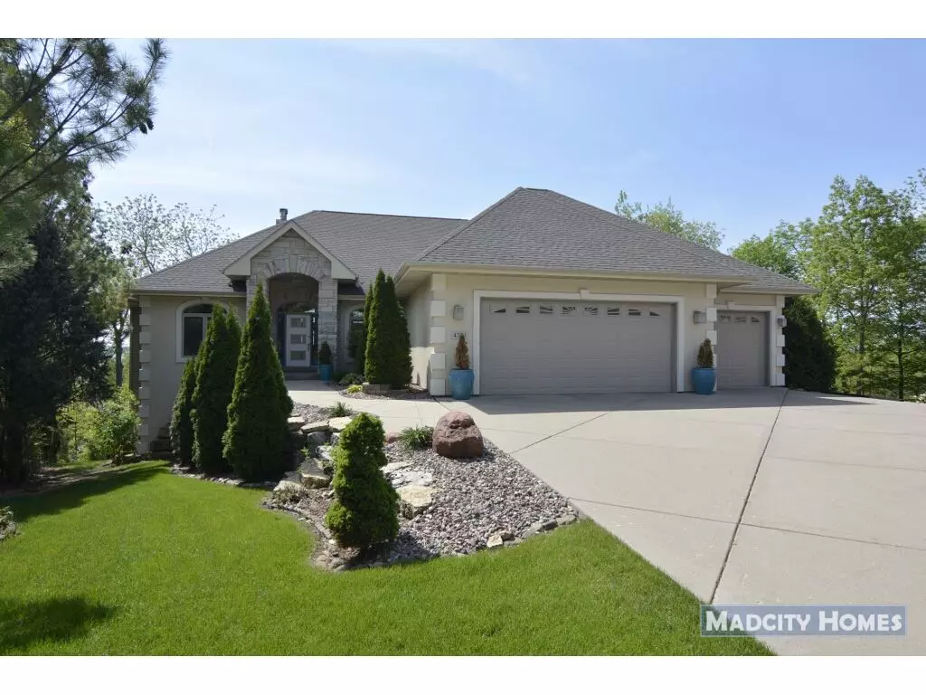 Mcfarland, WI 53558,4701 GRANDVIEW CT