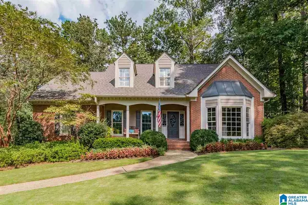 3533 COUNTRYWOOD LN, Vestavia Hills, AL 35243