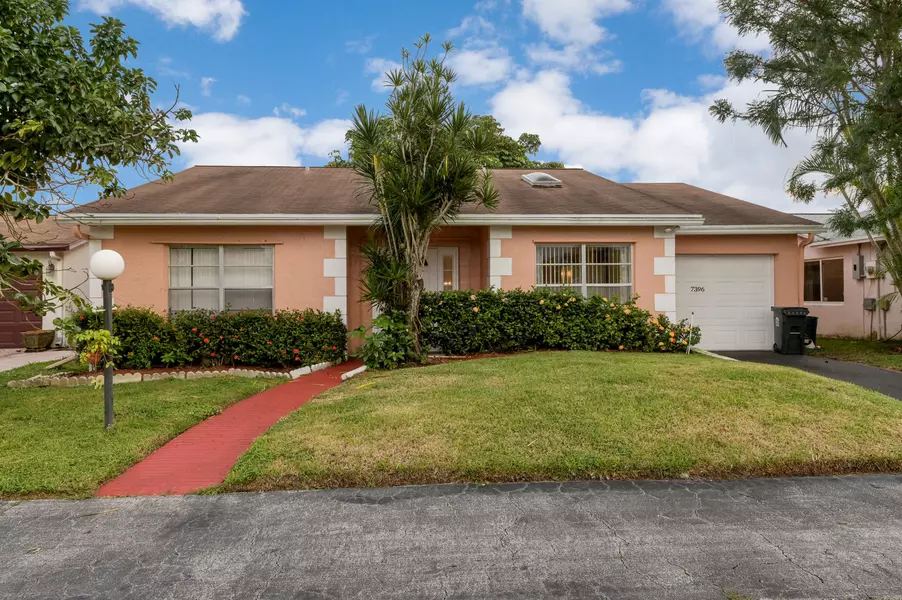 7396 Pine Park DR, Lake Worth, FL 33467