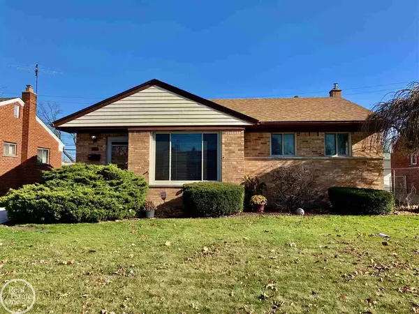 8604 Dixie Lane, Dearborn Heights, MI 48127