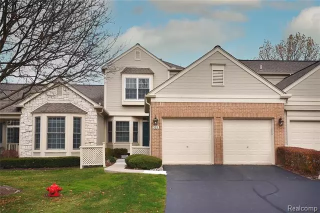 533 NEWBURNE POINTE, Bloomfield Hills, MI 48304