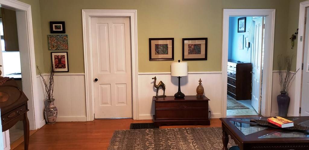 Baraboo, WI 53913,210 Maple St