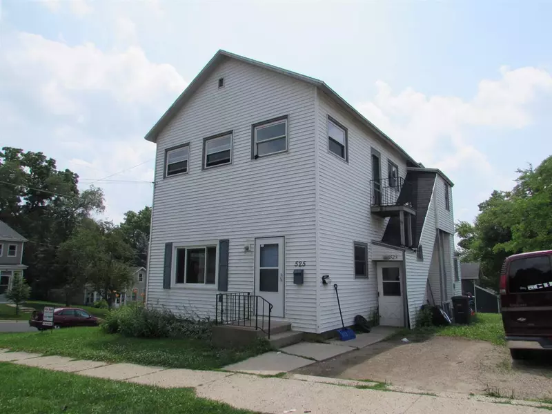 525 E JEFFERSON ST, Stoughton, WI 53546