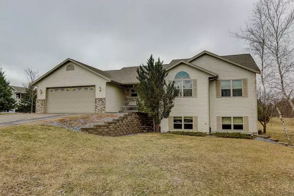 Pardeeville, WI 53954,W8035 Parker Dr