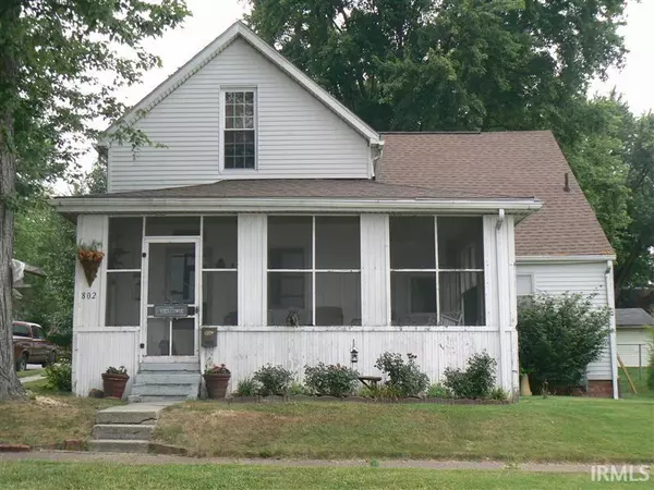 802 E 7th Street, Huntingburg, IN 47542