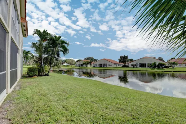 Delray Beach, FL 33446,15209 S Tranquility Lake DR 102