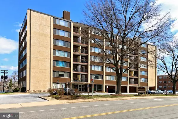 4401 LEE HWY #22, Arlington, VA 22207