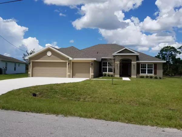 5210 NW Aljo CIR, Port Saint Lucie, FL 34986