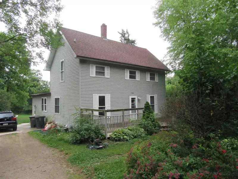 N6844 County Road B, Lake Mills, WI 53551