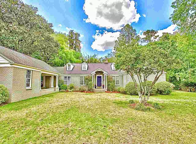 2006 E Forest Drive, Tallahassee, FL 32303