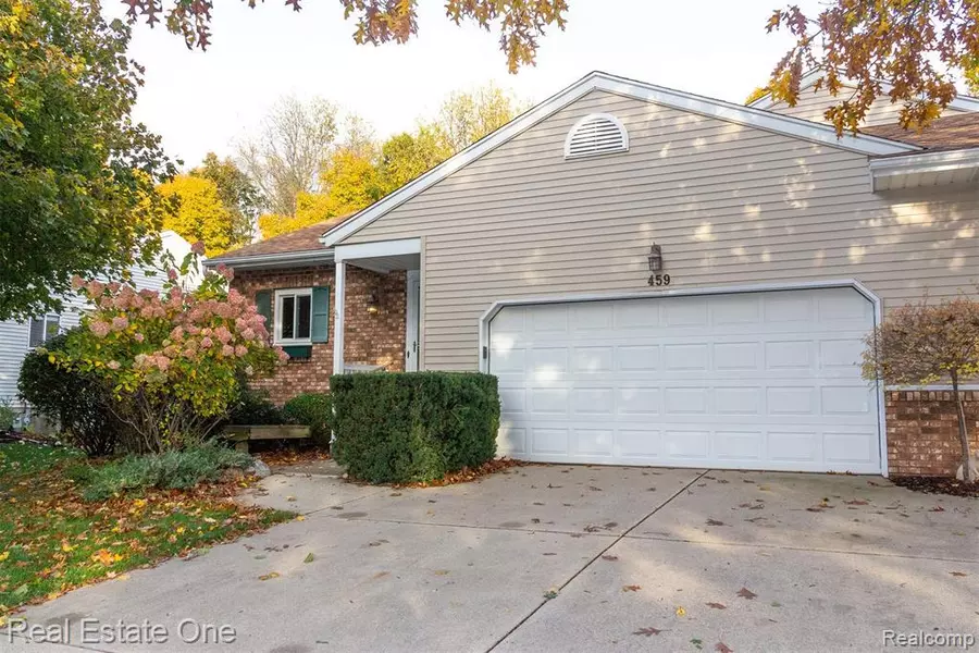 459 Amity Lane, Douglas, MI 49406