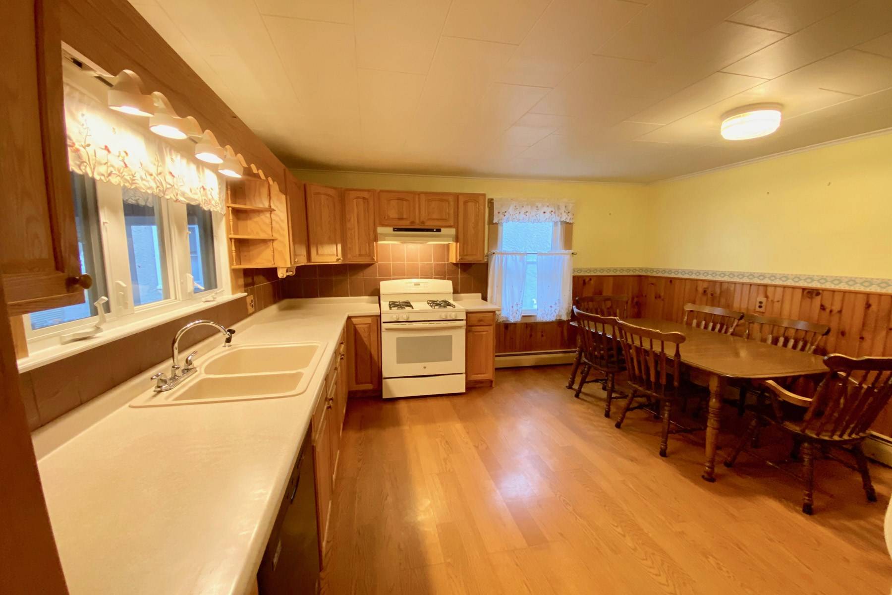Rutland City, VT 05701,22 East ST
