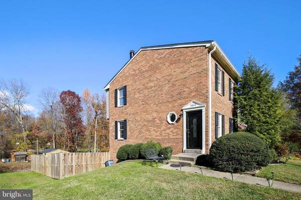 8866 CORK COUNTY CT, Springfield, VA 22152