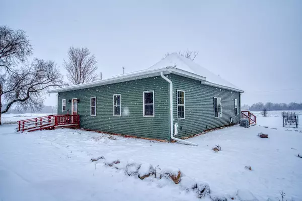 Cumberland, WI 54829,2005 10th St