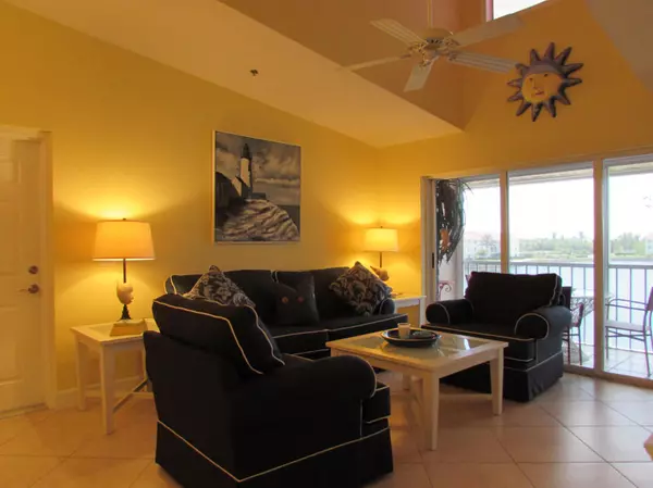 Jensen Beach, FL 34957,4484 NE Ocean BLVD 3