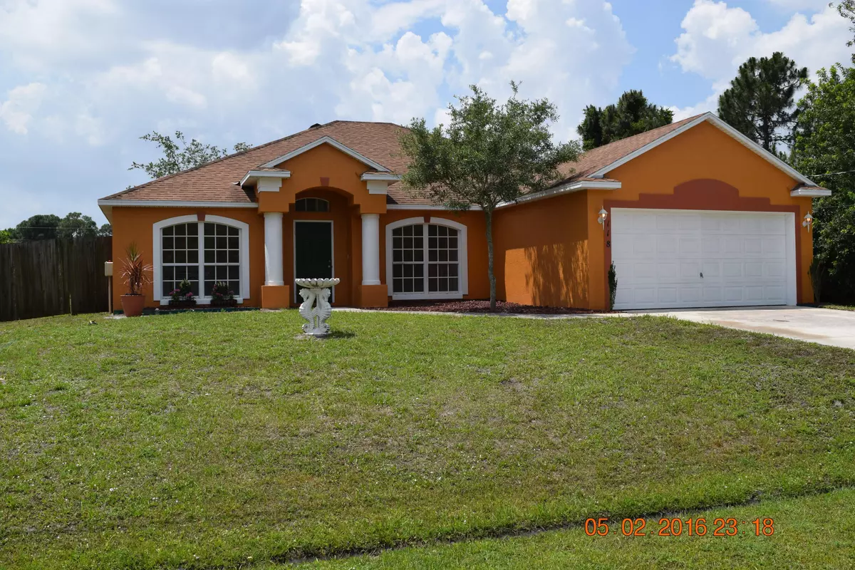 Port Saint Lucie, FL 34953,118 SW South Wakefield CIR