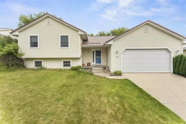 504 Glacier Tr, Mount Horeb, WI 53572